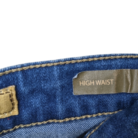 STS Blue High Waisted Jean Shorts 👖✨ - Picture 4 of 9